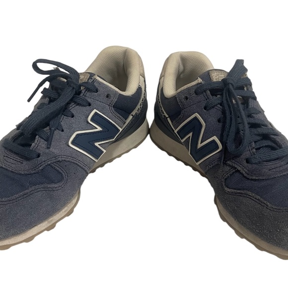 New Balance 696 Retro Running Shoes Navy Blue Sneakers Women's Size 7 - Picture 3 of 8